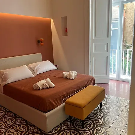 Apartament Casa Sofia A Pizzofalcone *